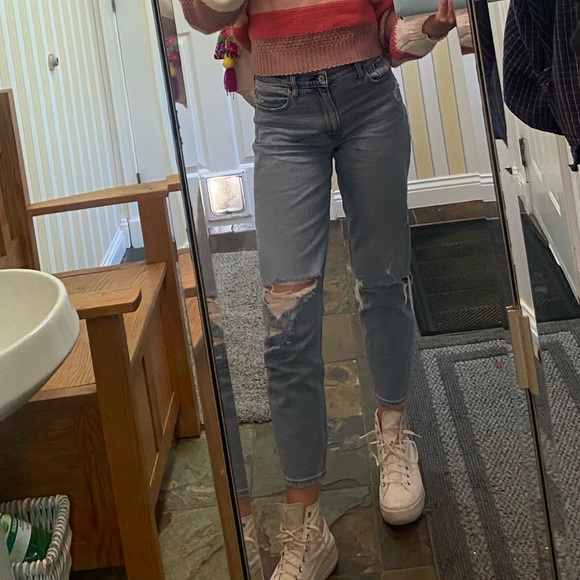 Size 28 Abercrombie jeans - Picture 2 of 2